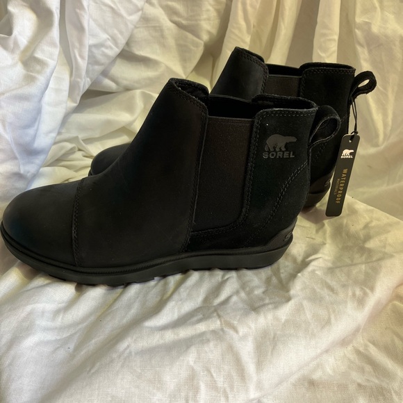 Sorel Evie II Chelsea Wedge NWT (need to confirm size ??9.5??) - Picture 3 of 8
